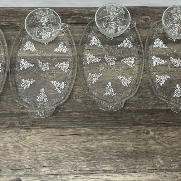 Vintage ANCHOR HOCKING Early American Prescut 8 Piece Snack Set Orig. Box EUC - Picture 11 of 14